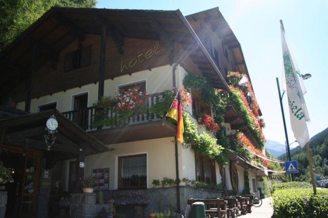 Hotel Daniela Bormio Extérieur photo