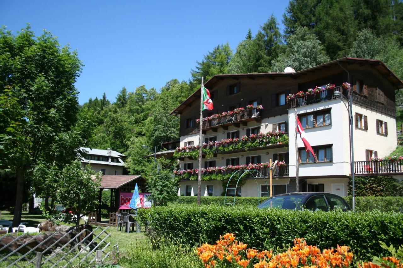 Hotel Daniela Bormio Extérieur photo
